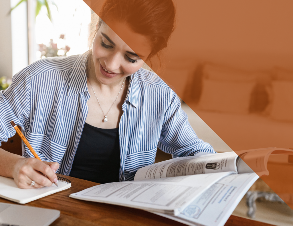 Blau Braun Format Steuerberatung Werbung Dreiseitige Broschuere 1 1024x791